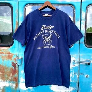 Vintage university basketball camp single stitch t-shirt w/ bull dog graphic